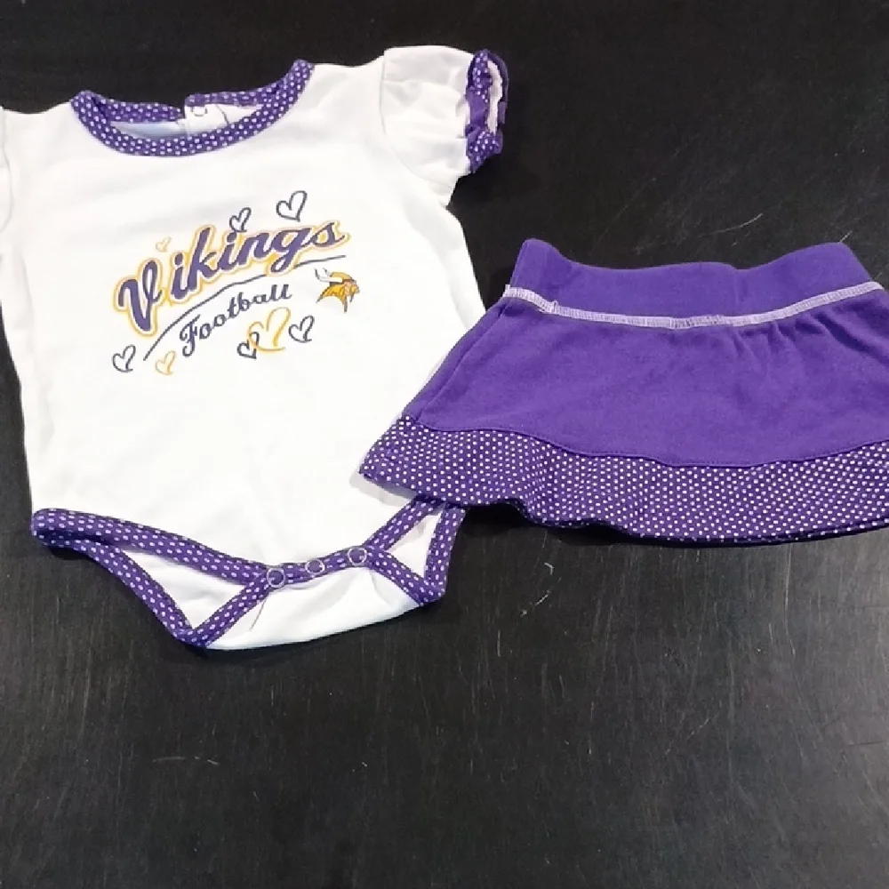 NFL Vikings Purple and White Baby Outfit
